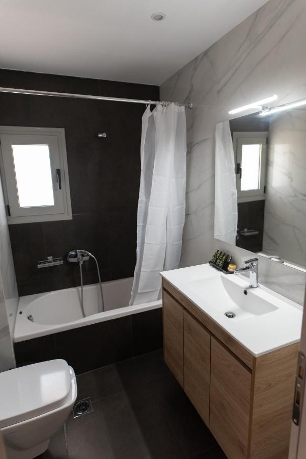 Sea View Apartment In Alimos Region เอเธนส์ ภายนอก รูปภาพ